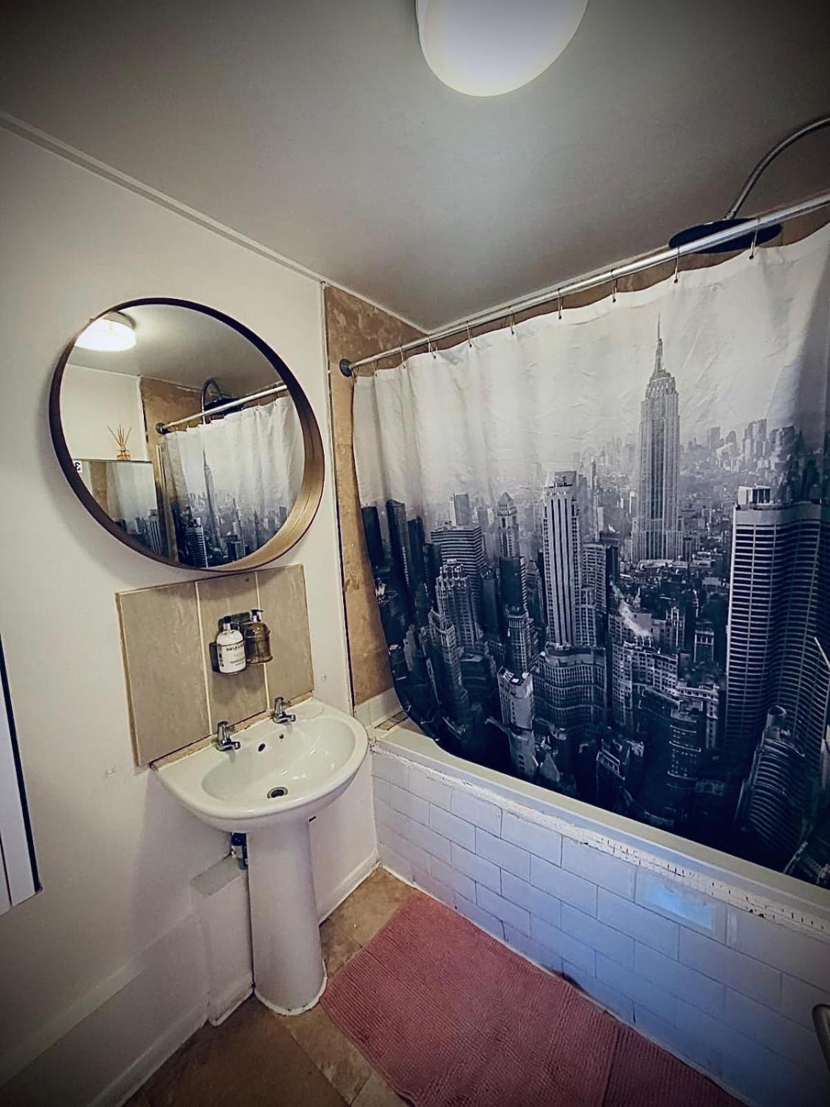 R1 Superking Sized Bed & 65" Tv On The Wall In Clapham Apartamento Londres Exterior foto